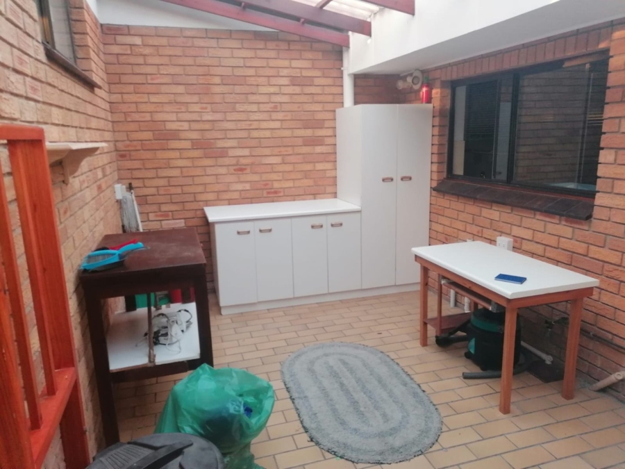 To Let 3 Bedroom Property for Rent in Linkside Western Cape